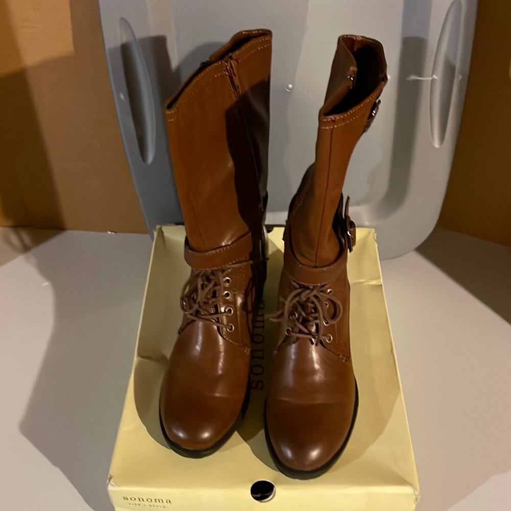 Sonoma boots